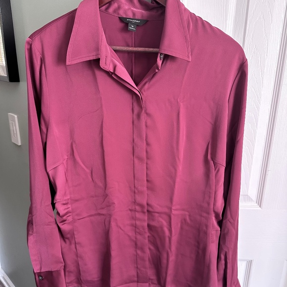 Banana Republic Factory - Satin Side Shirred Blouse - Dark Fuchsia  16 - NWOT - Picture 1 of 10